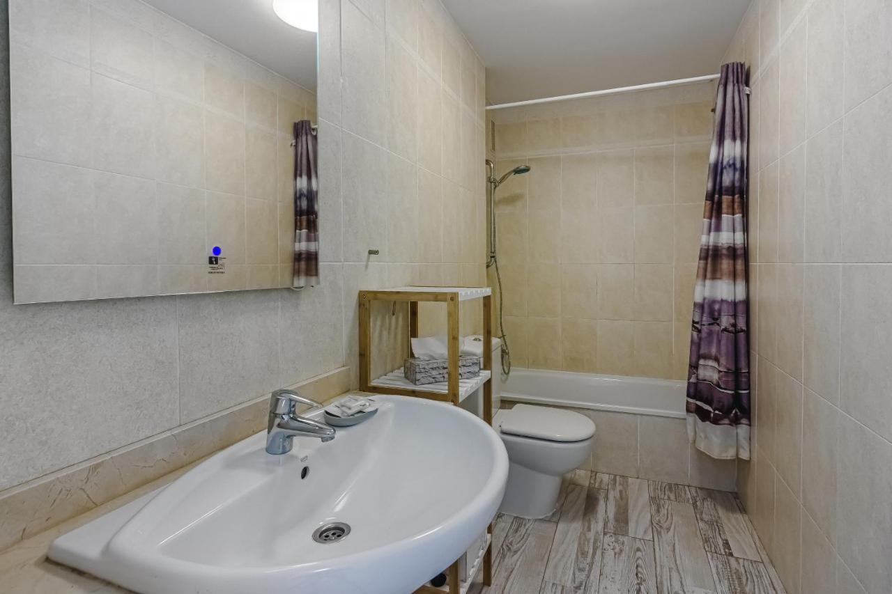 Cozy Apartment In El Duque By Altamarhomes أذيخي المظهر الخارجي الصورة