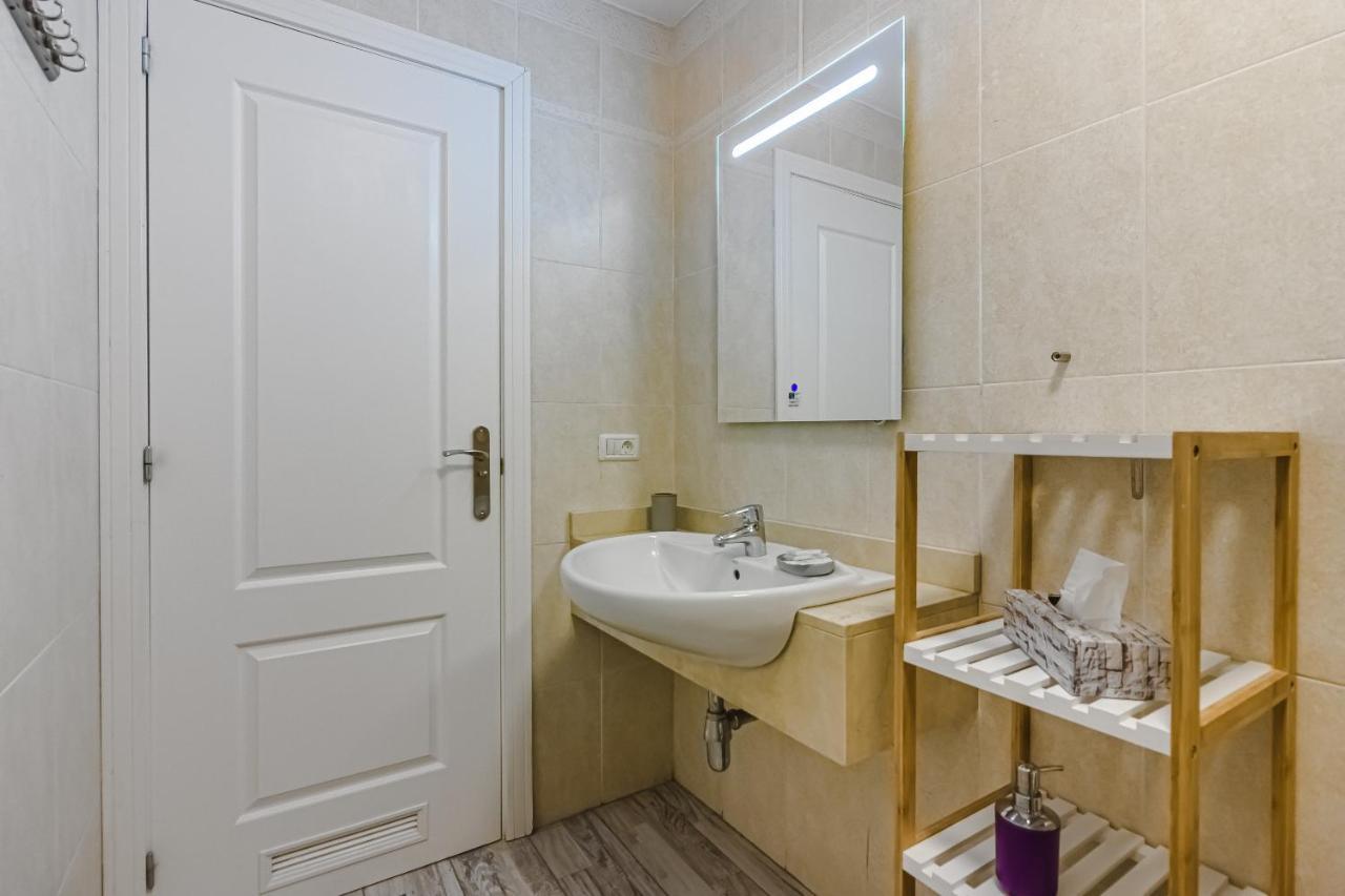 Cozy Apartment In El Duque By Altamarhomes أذيخي المظهر الخارجي الصورة